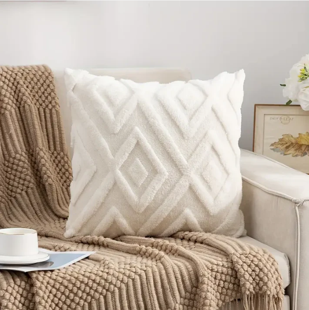 BZ62, Faux Fur Cushion Cover