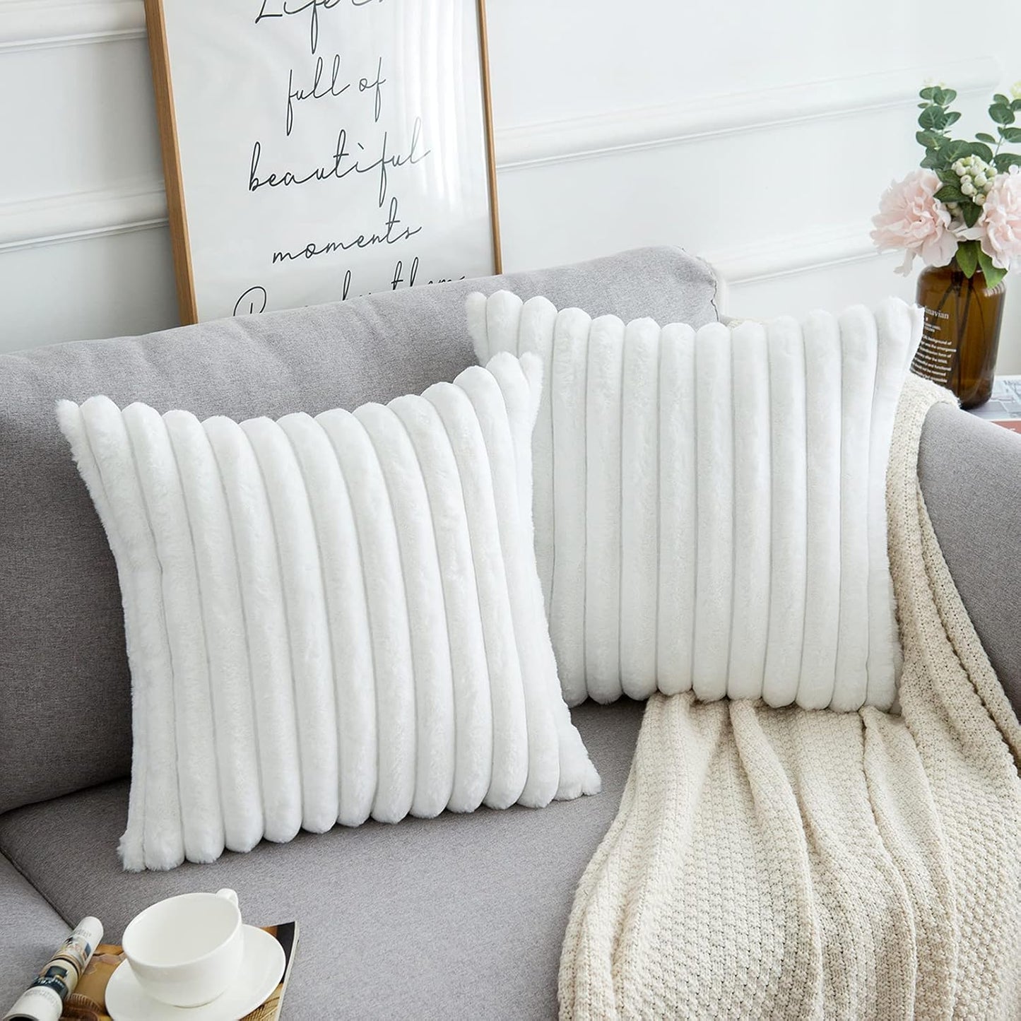 BZ241, Faux Fur Cushion