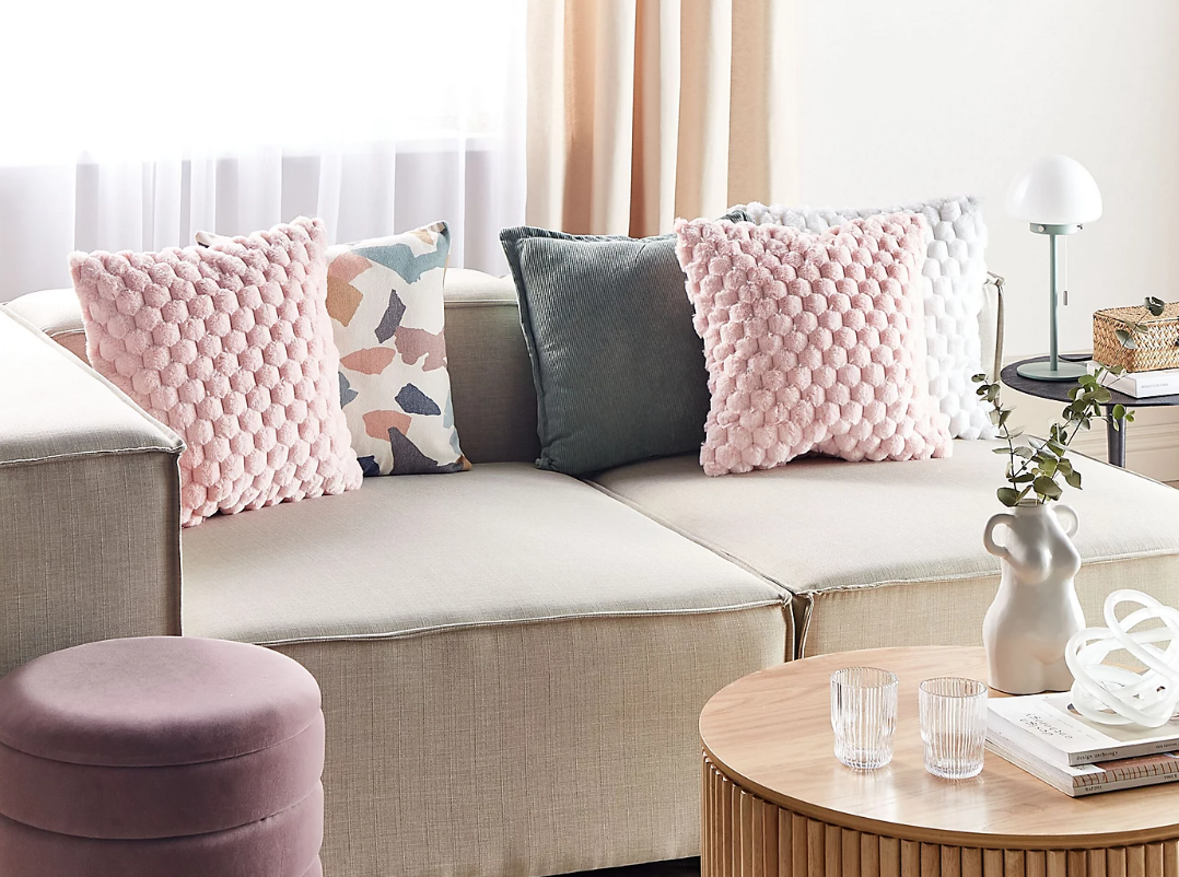 BZ5, Faux Fur Cushion