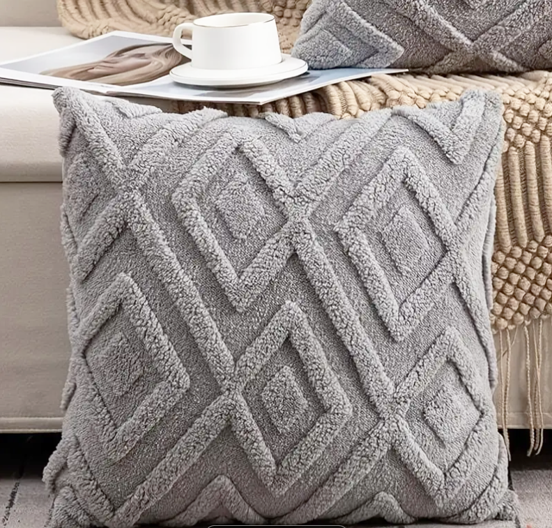 BZ62, Faux Fur Cushion Cover