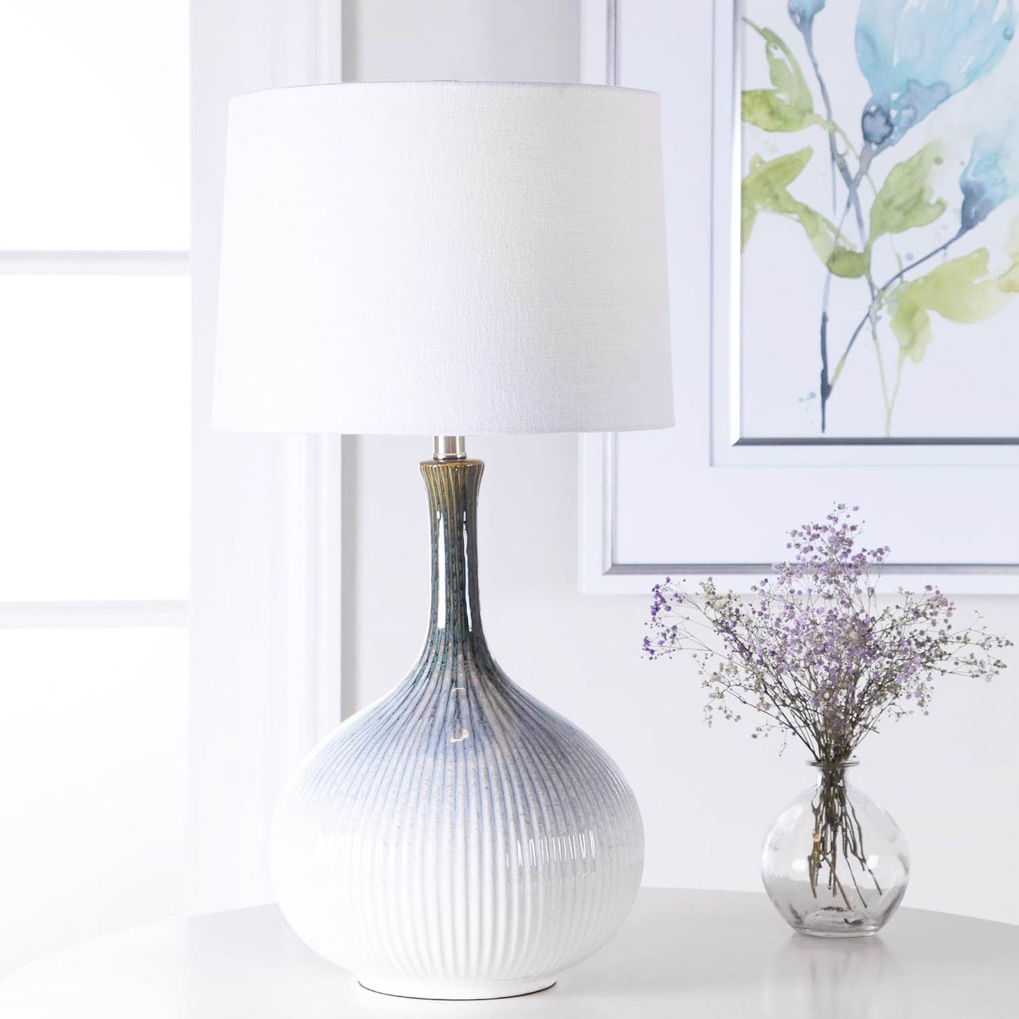 MK2482, Ceramic Table Lamp - 26" - Green & White